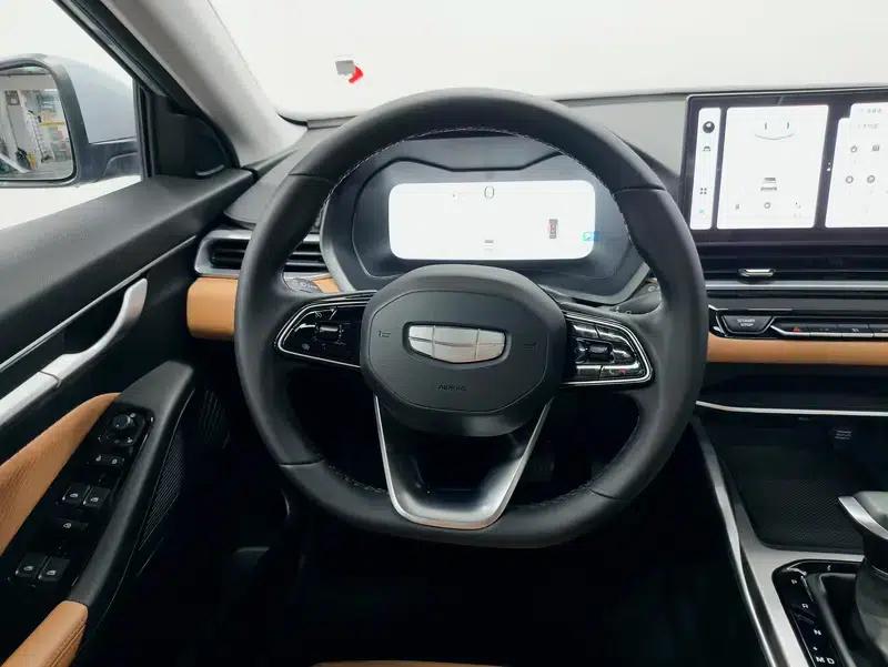 Geely Emgrand 2025 4th Generation 1.5L CVT Flagship Edition — миниатюра 16