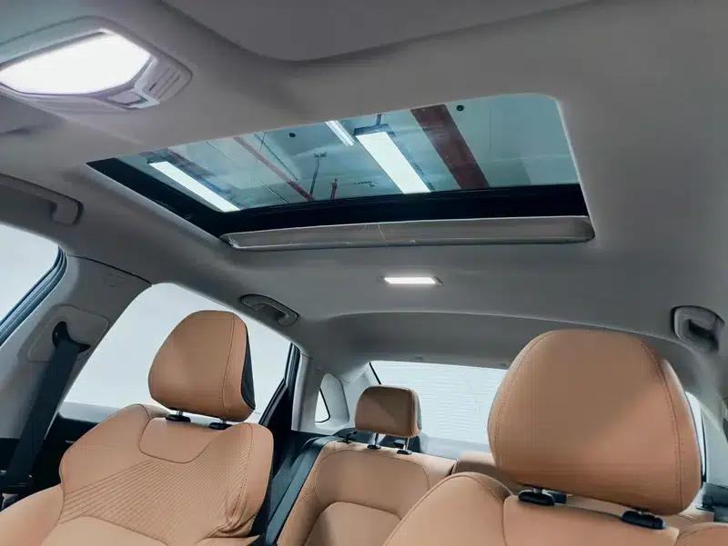 Geely Emgrand 2025 4th Generation 1.5L CVT Flagship Edition — миниатюра 19