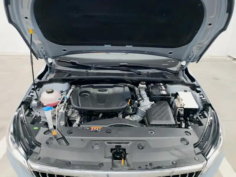 Geely Emgrand 2025 4th Generation 1.5L CVT Flagship Edition — миниатюра 10