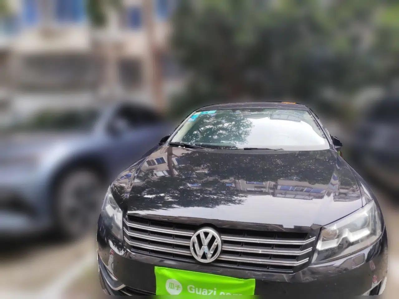 Volkswagen Passat 2011 1.8 TSI DSG Ultimate Edition — миниатюра 2