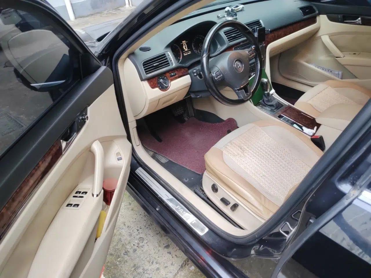 Volkswagen Passat 2011 1.8 TSI DSG Ultimate Edition — миниатюра 16