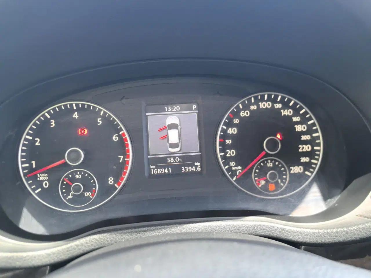 Volkswagen Passat 2013 3.0L V6 DSG Flagship Edition — миниатюра 11
