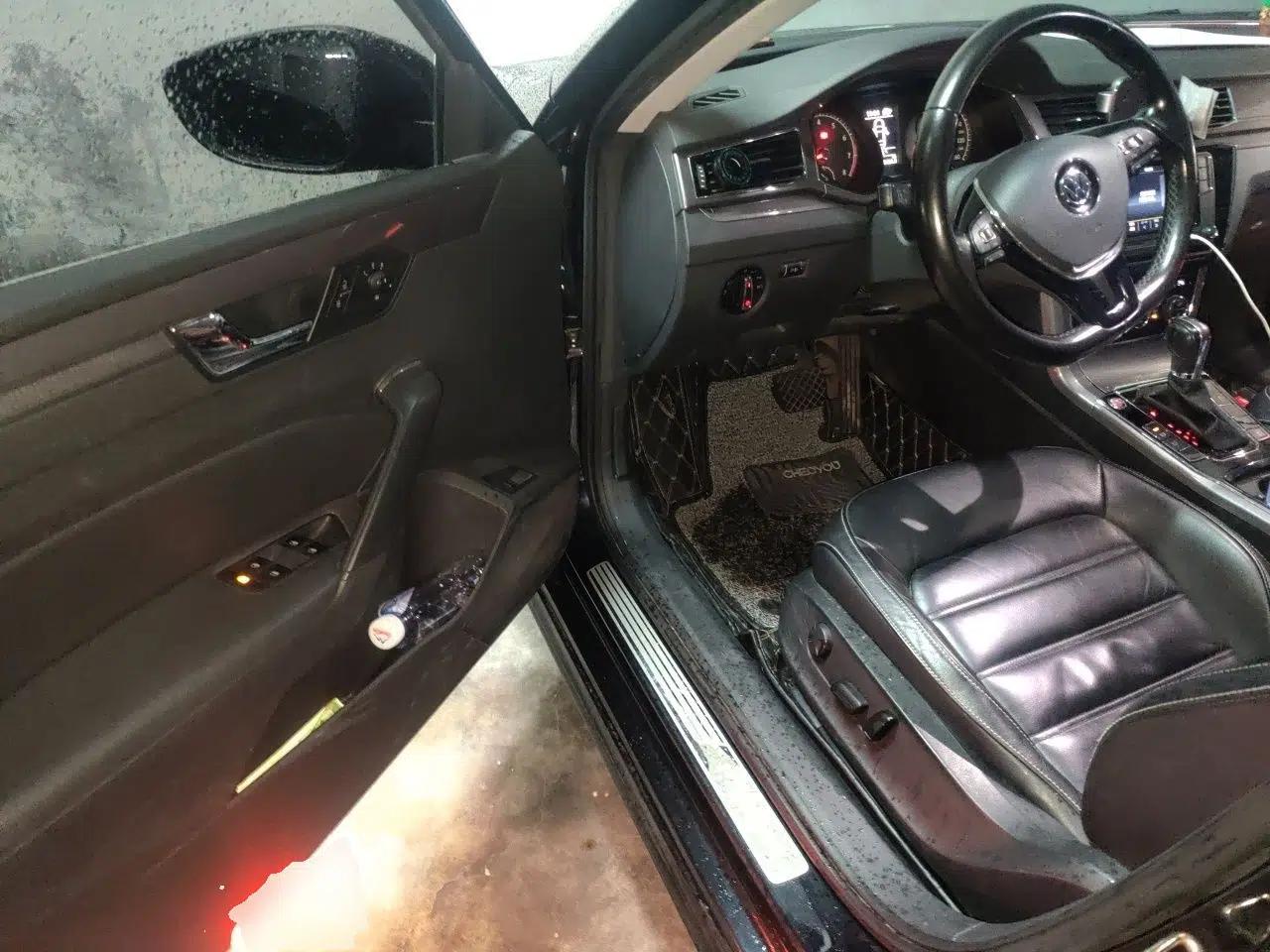 Volkswagen Passat 2017 330TSI DSG Luxury Edition — миниатюра 16