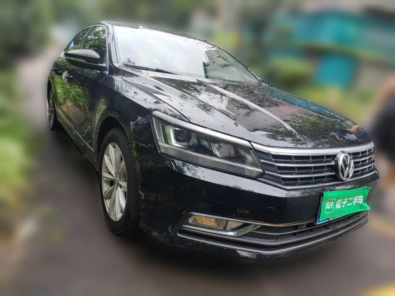 Volkswagen Passat 2017 330TSI DSG Luxury Edition — миниатюра 3