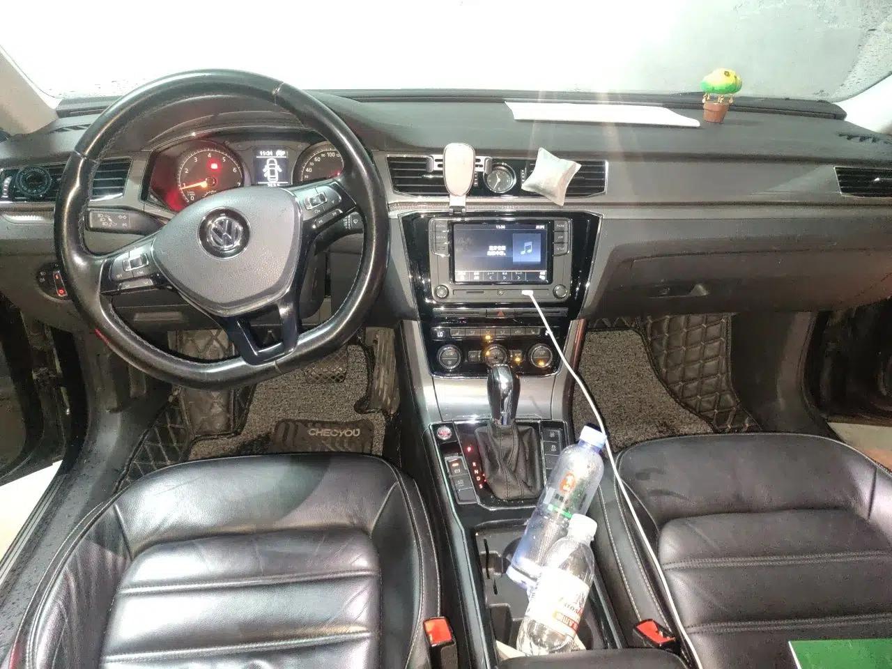 Volkswagen Passat 2017 330TSI DSG Luxury Edition — миниатюра 9