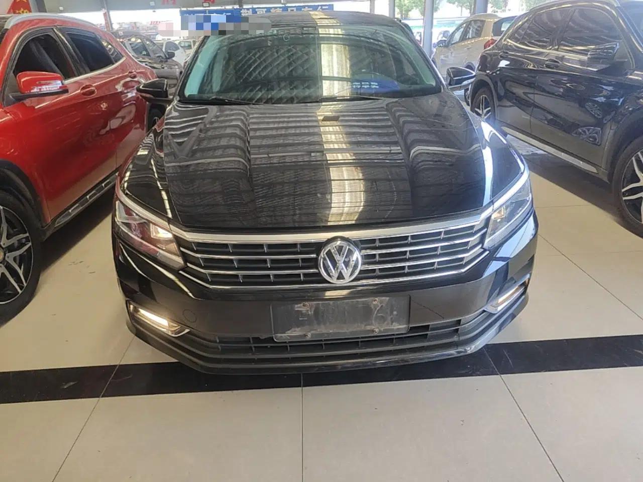 Volkswagen Passat 2016 330TSI DSG Luxury Edition — миниатюра 2
