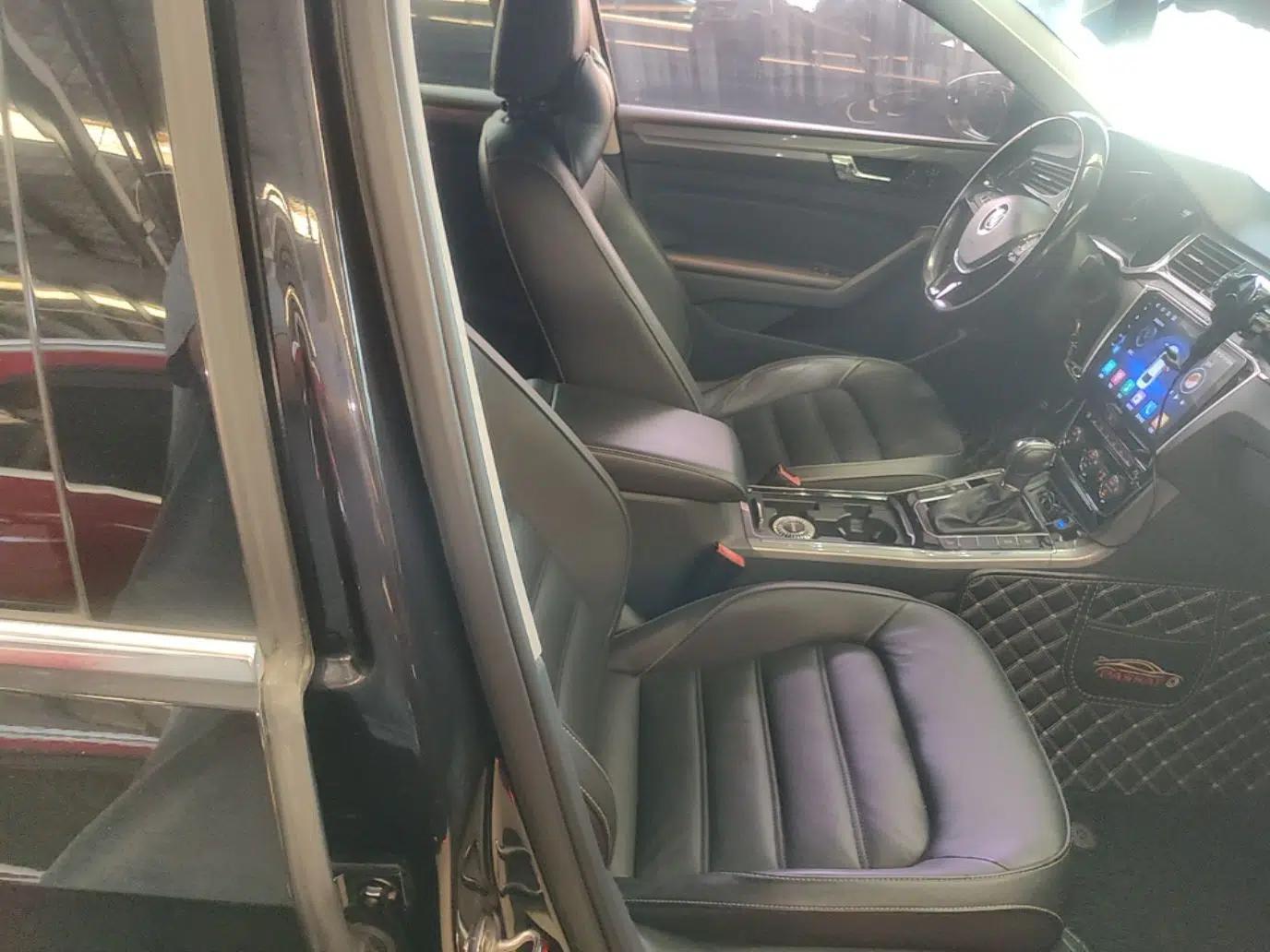 Volkswagen Passat 2016 330TSI DSG Luxury Edition — миниатюра 19