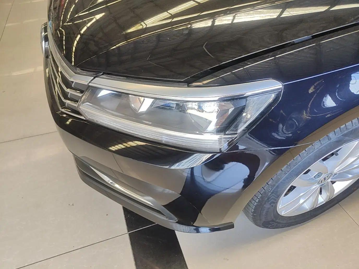 Volkswagen Passat 2016 330TSI DSG Luxury Edition — миниатюра 8
