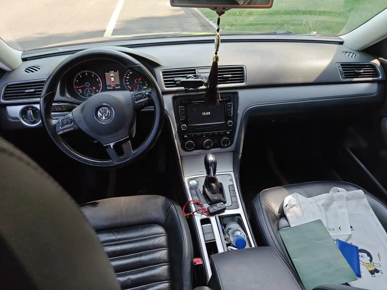 Volkswagen Passat 2015 1.8TSI DSG Prestige Edition — миниатюра 9