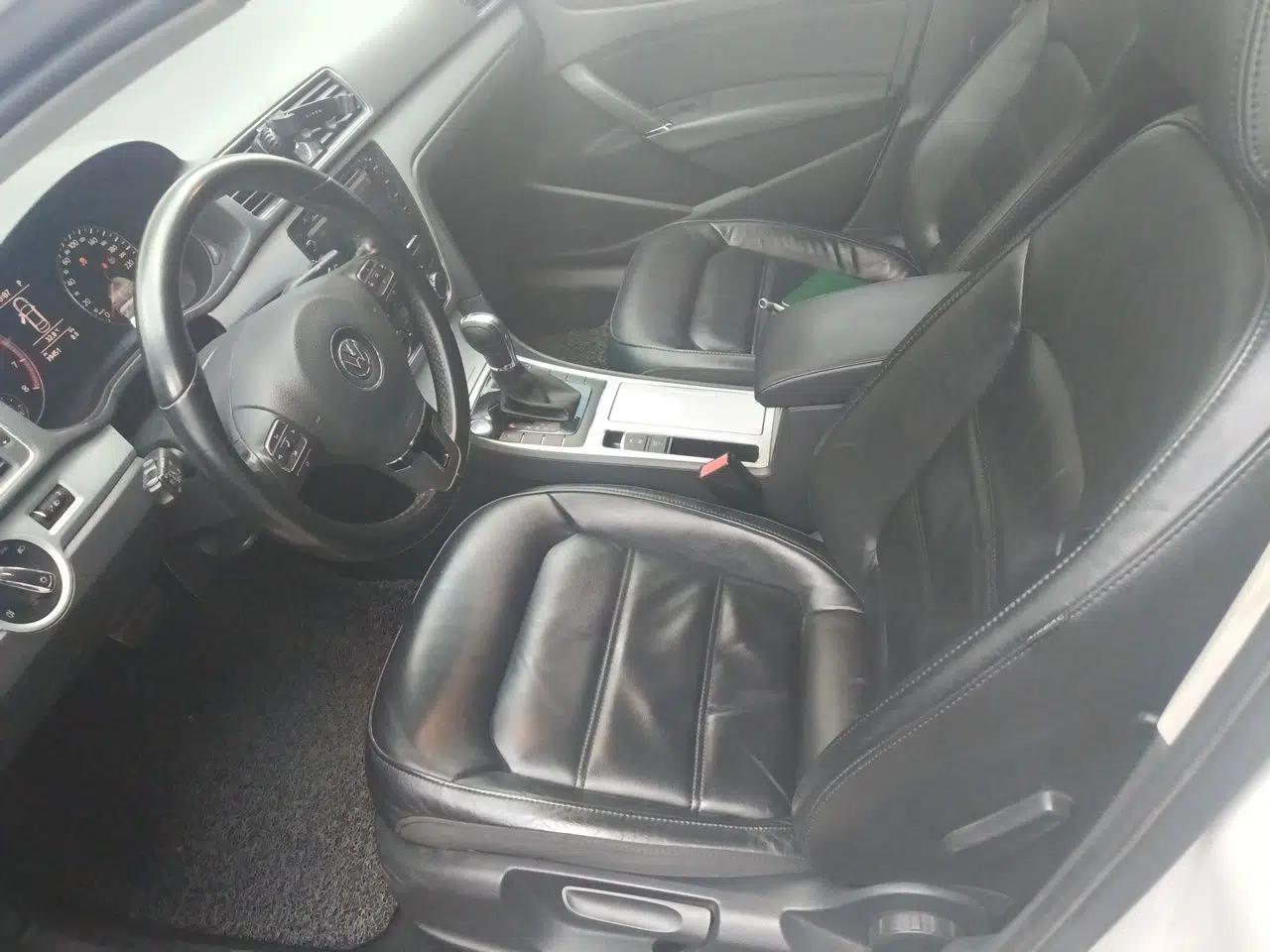 Volkswagen Passat 2015 1.8TSI DSG Prestige Edition — миниатюра 15