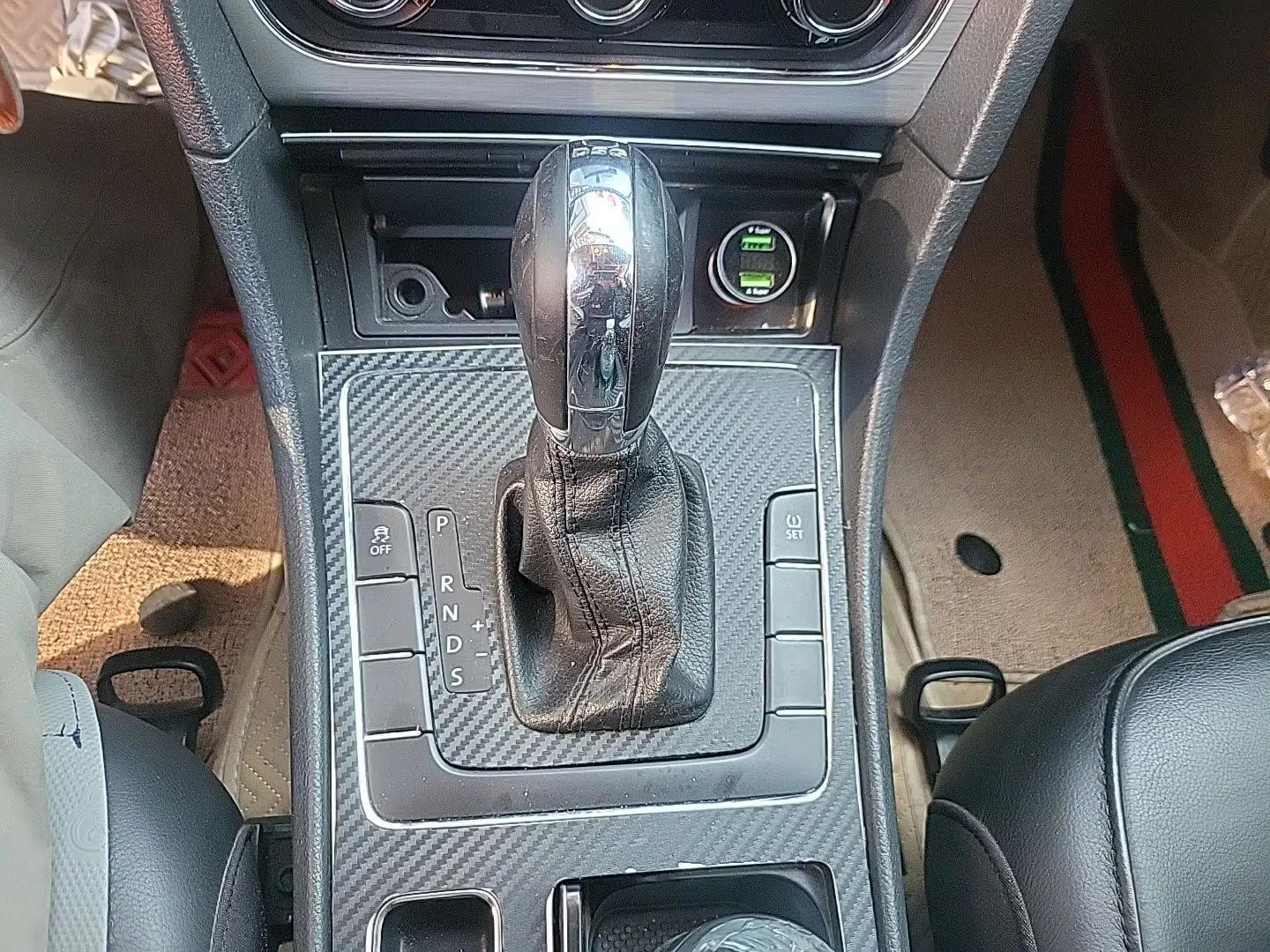 Volkswagen Passat 2013 1.8TSI DSG Government Procurement Edition — миниатюра 14