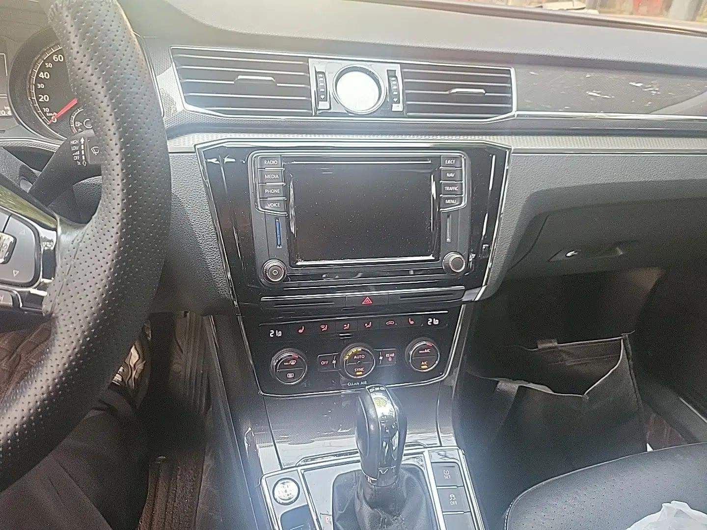 Volkswagen Passat 2016 330TSI DSG Prestige Edition — миниатюра 13
