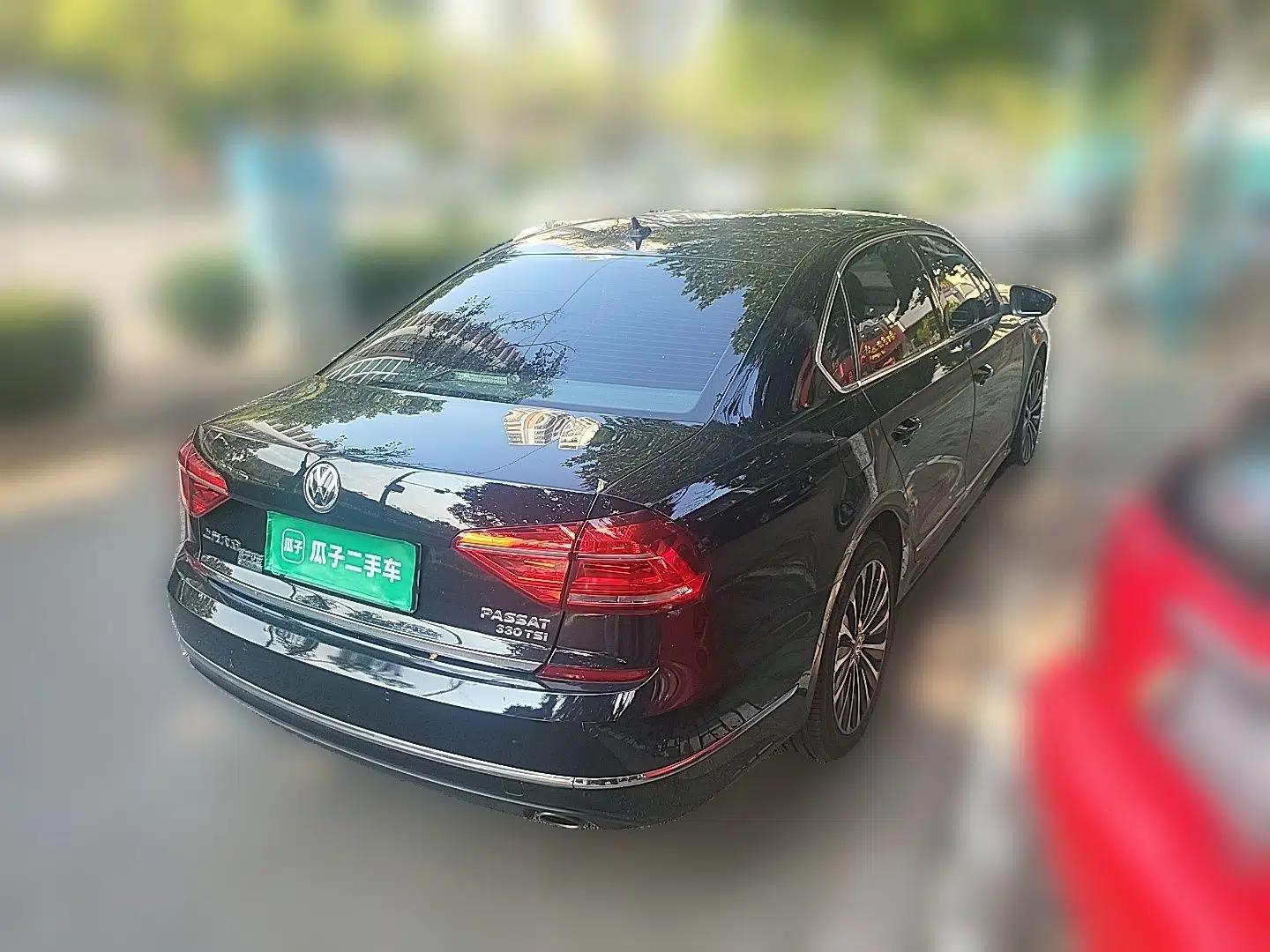 Volkswagen Passat 2016 330TSI DSG Prestige Edition — миниатюра 6