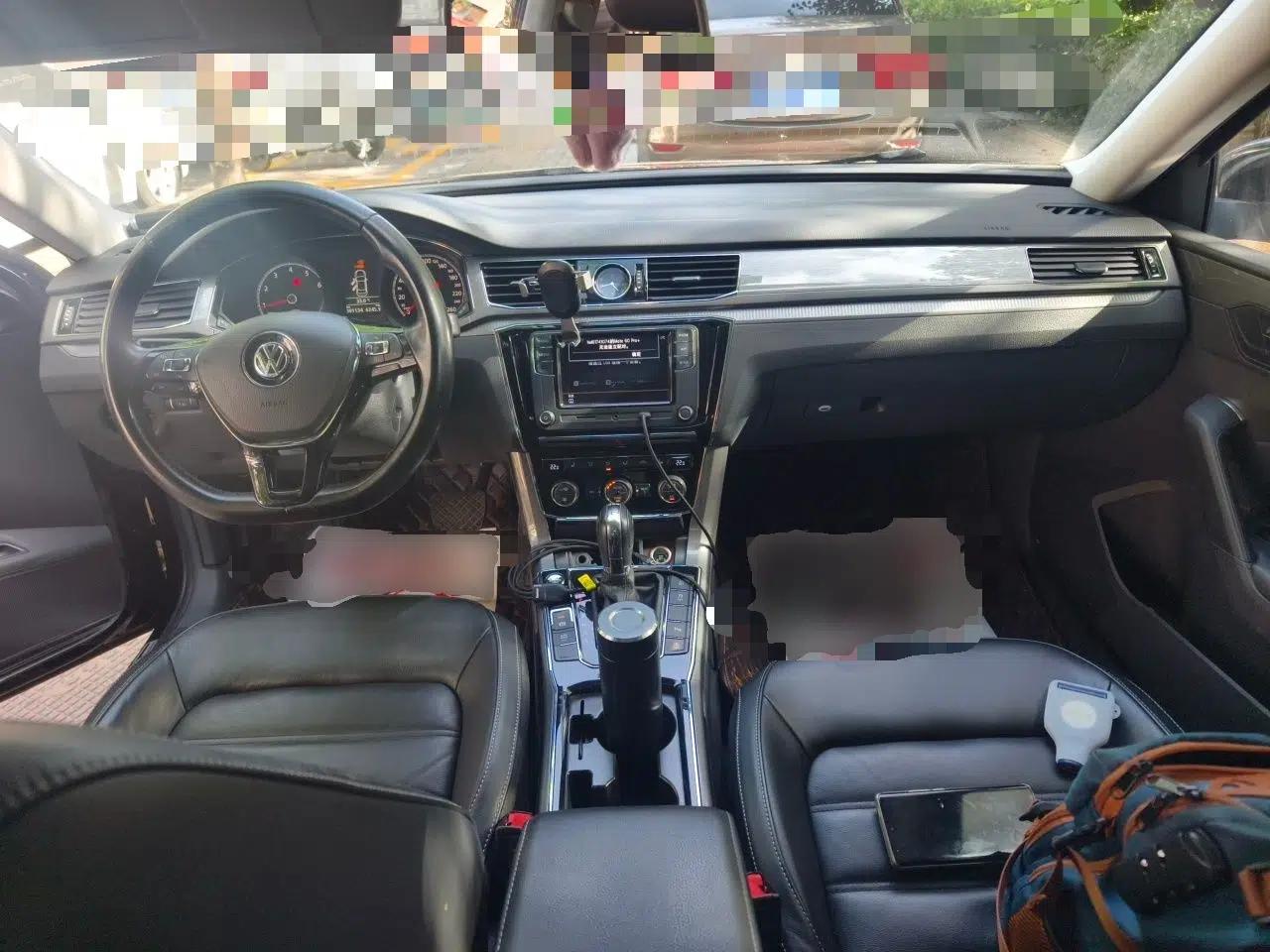 Volkswagen Passat 2017 330TSI DSG Luxury Edition — миниатюра 9