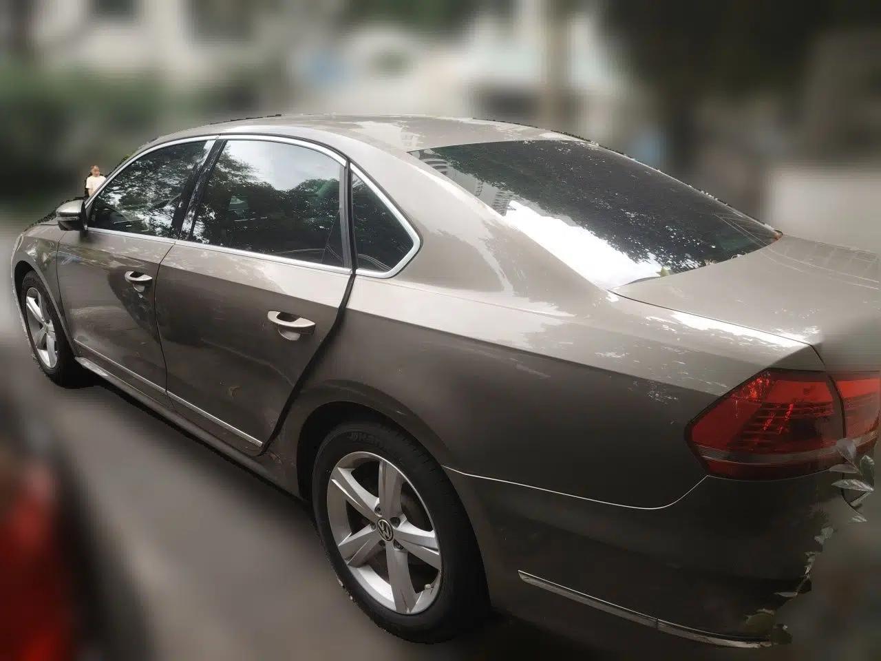 Volkswagen Passat 2015 1.8TSI DSG Prestige Edition — миниатюра 4