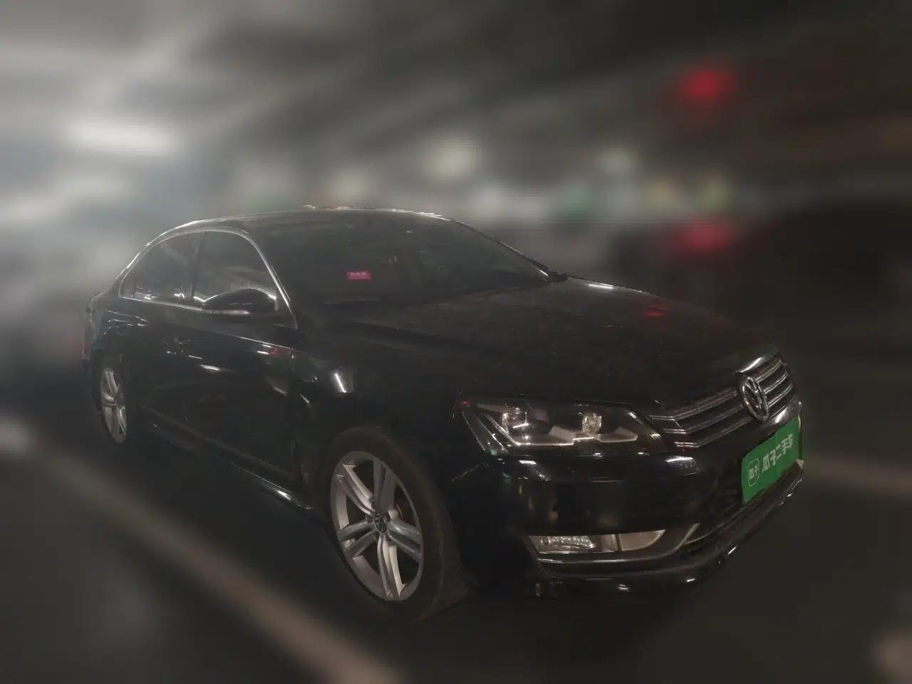 Volkswagen Passat 2013 1.8TSI DSG Ultimate Edition — миниатюра 3