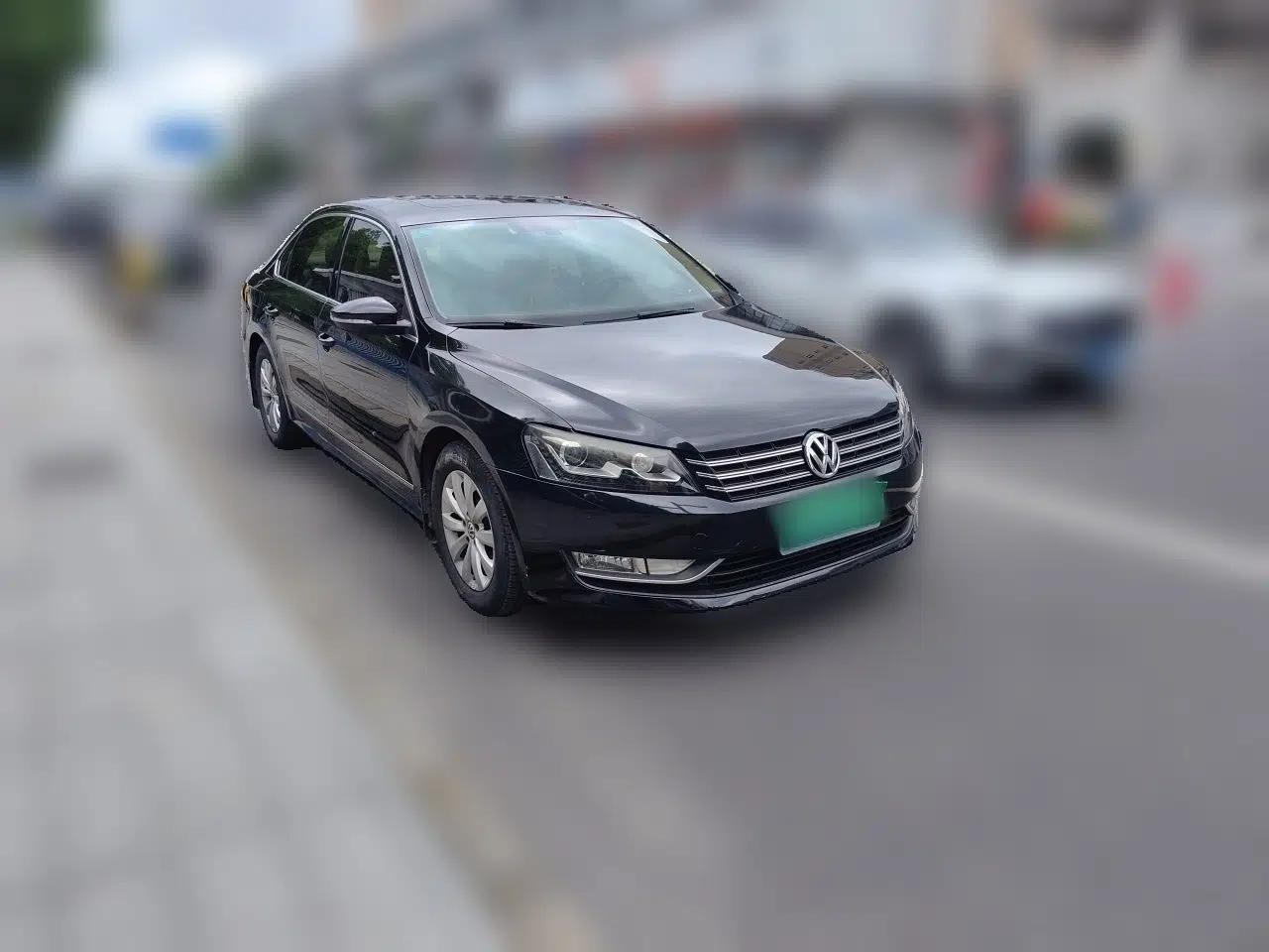 Volkswagen Passat 2011 1.4 TSI DSG Prestige Edition — миниатюра 3
