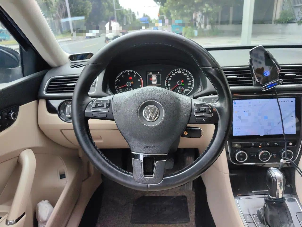Volkswagen Passat 2011 1.4 TSI DSG Prestige Edition — миниатюра 10