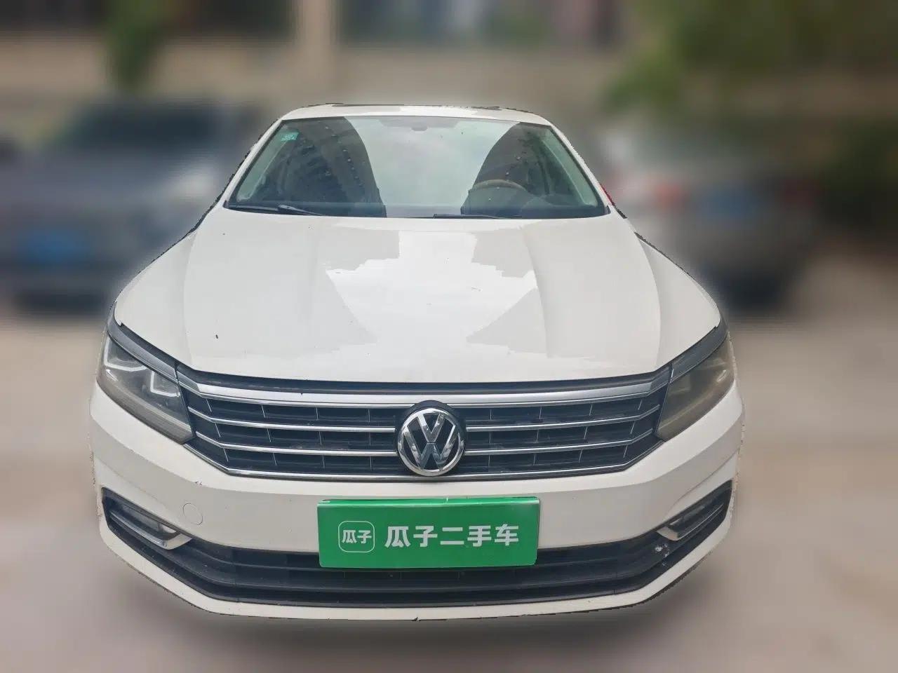 Volkswagen Passat 2016 330TSI DSG Luxury Edition — миниатюра 2