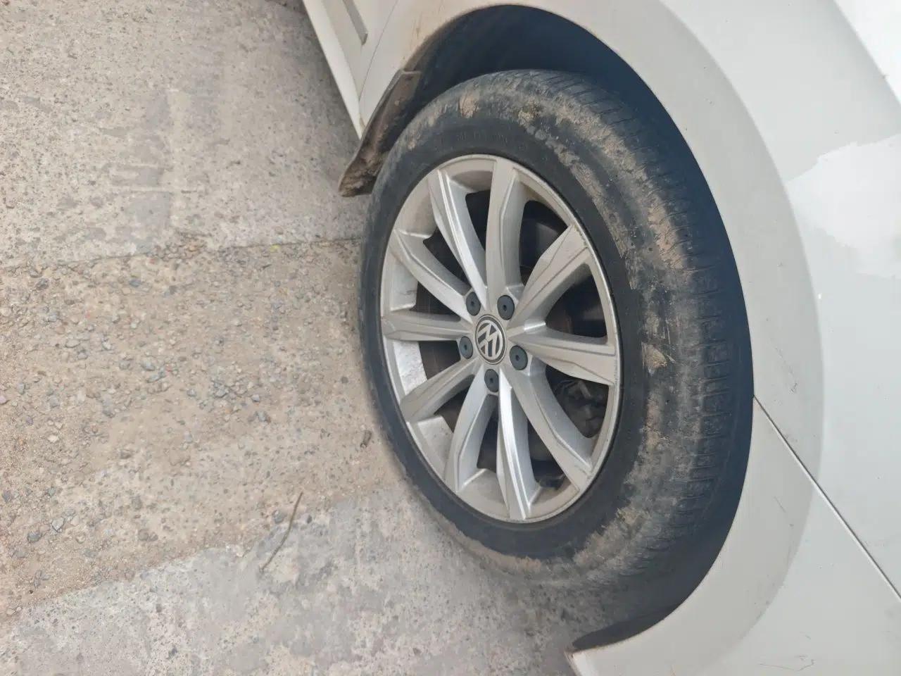 Volkswagen Passat 2016 330TSI DSG Luxury Edition — миниатюра 8