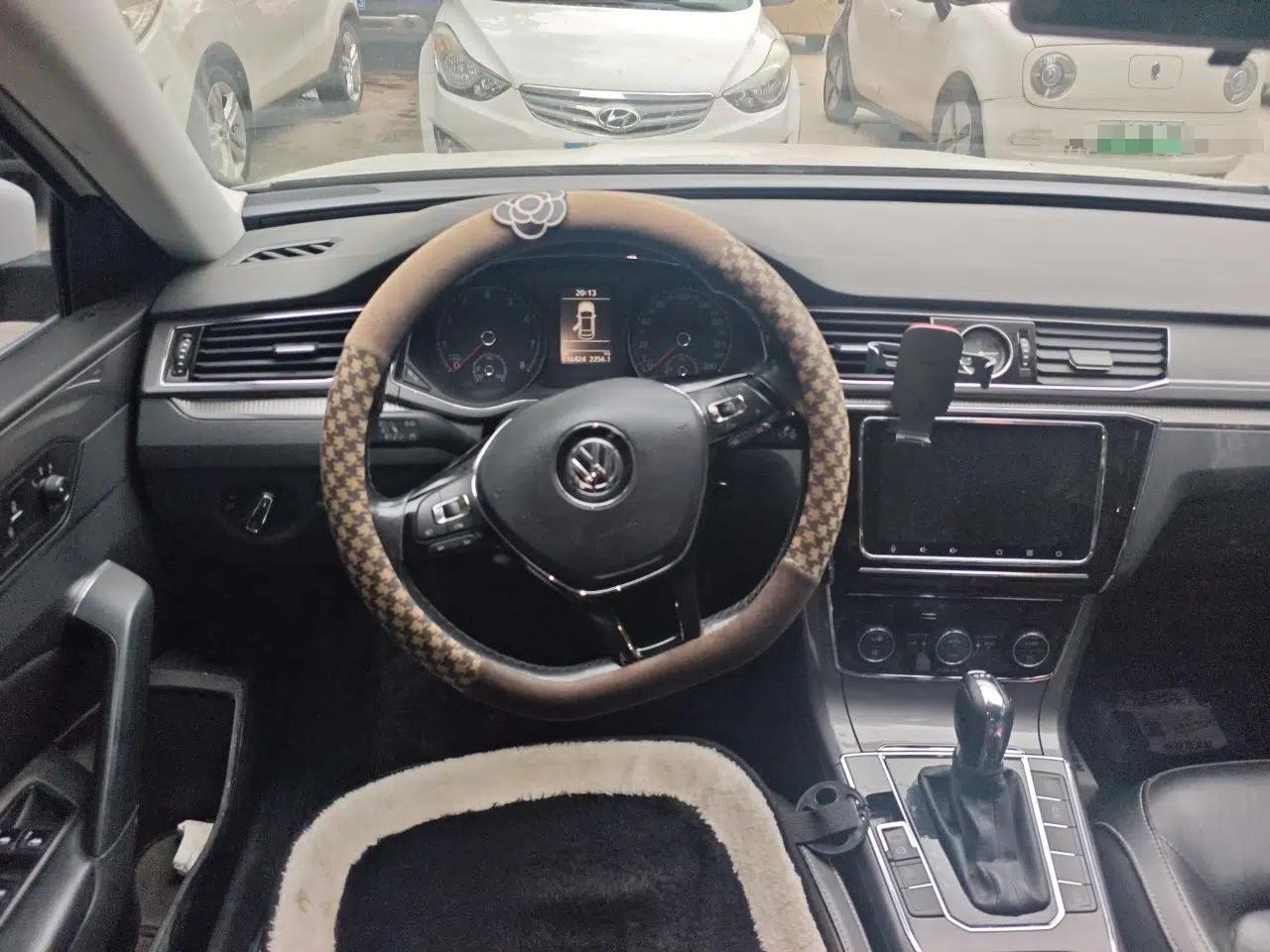Volkswagen Passat 2016 330TSI DSG Luxury Edition — миниатюра 10
