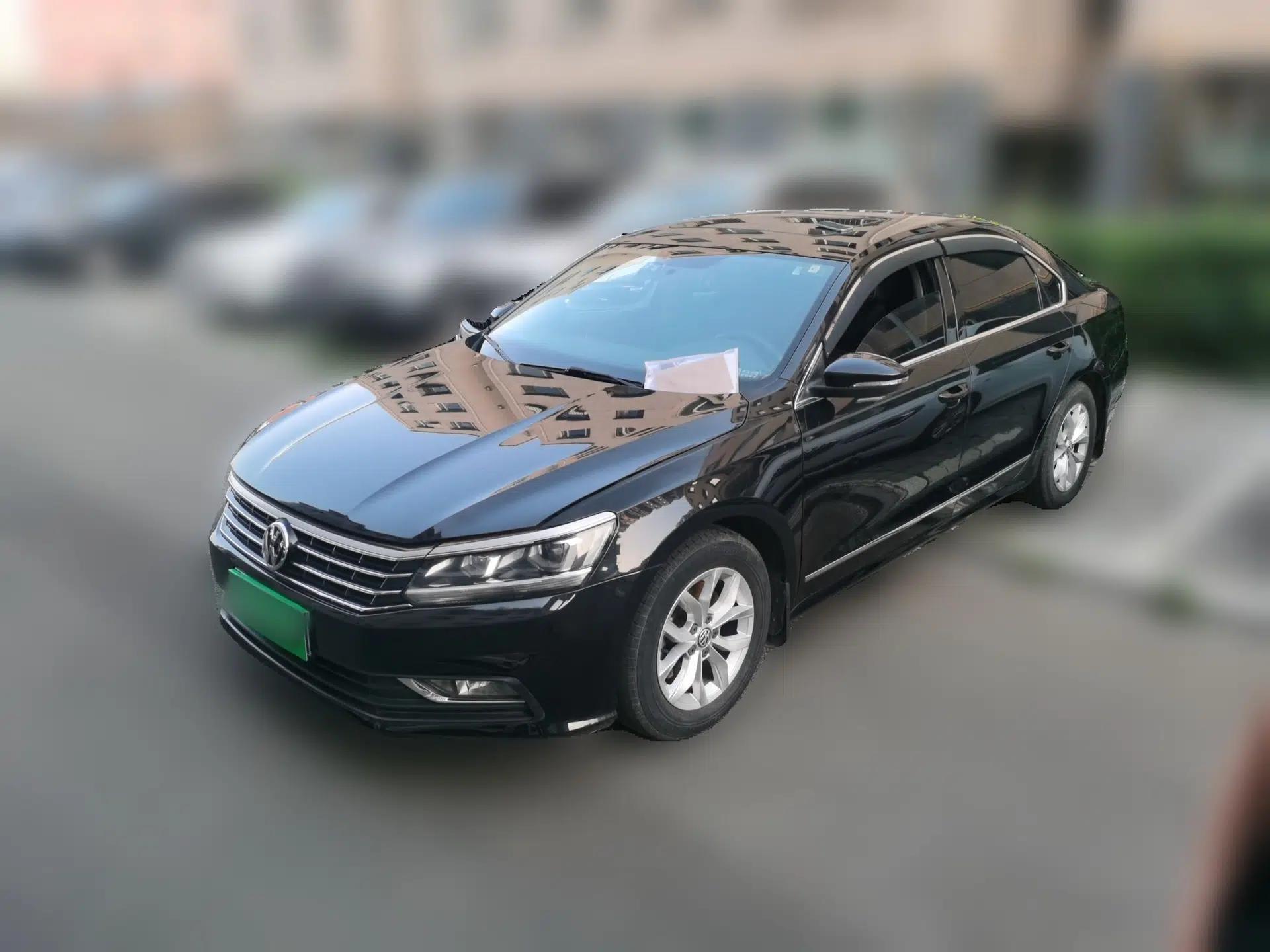 Volkswagen Passat 2016 330TSI DSG Luxury Edition — миниатюра 1