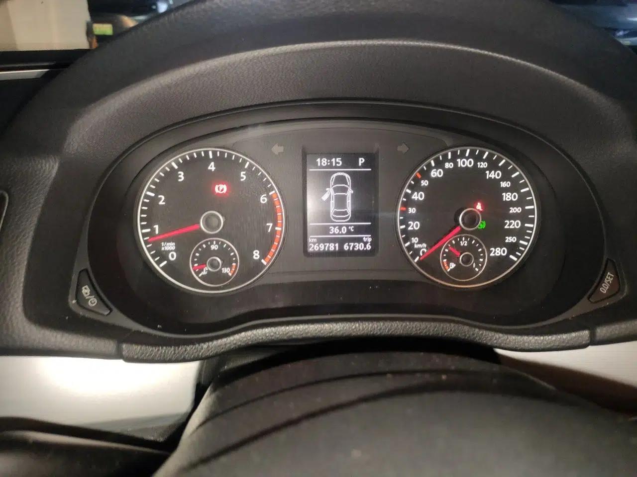 Volkswagen Passat 2015 1.8TSI DSG Prestige Edition — миниатюра 11