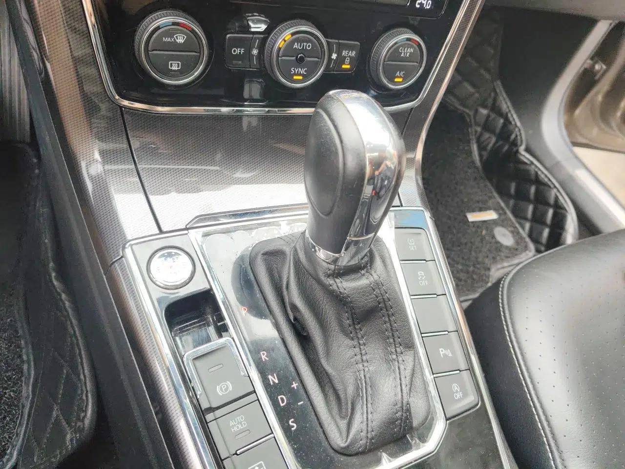 Volkswagen Passat 2017 330TSI DSG Prestige Edition — миниатюра 14