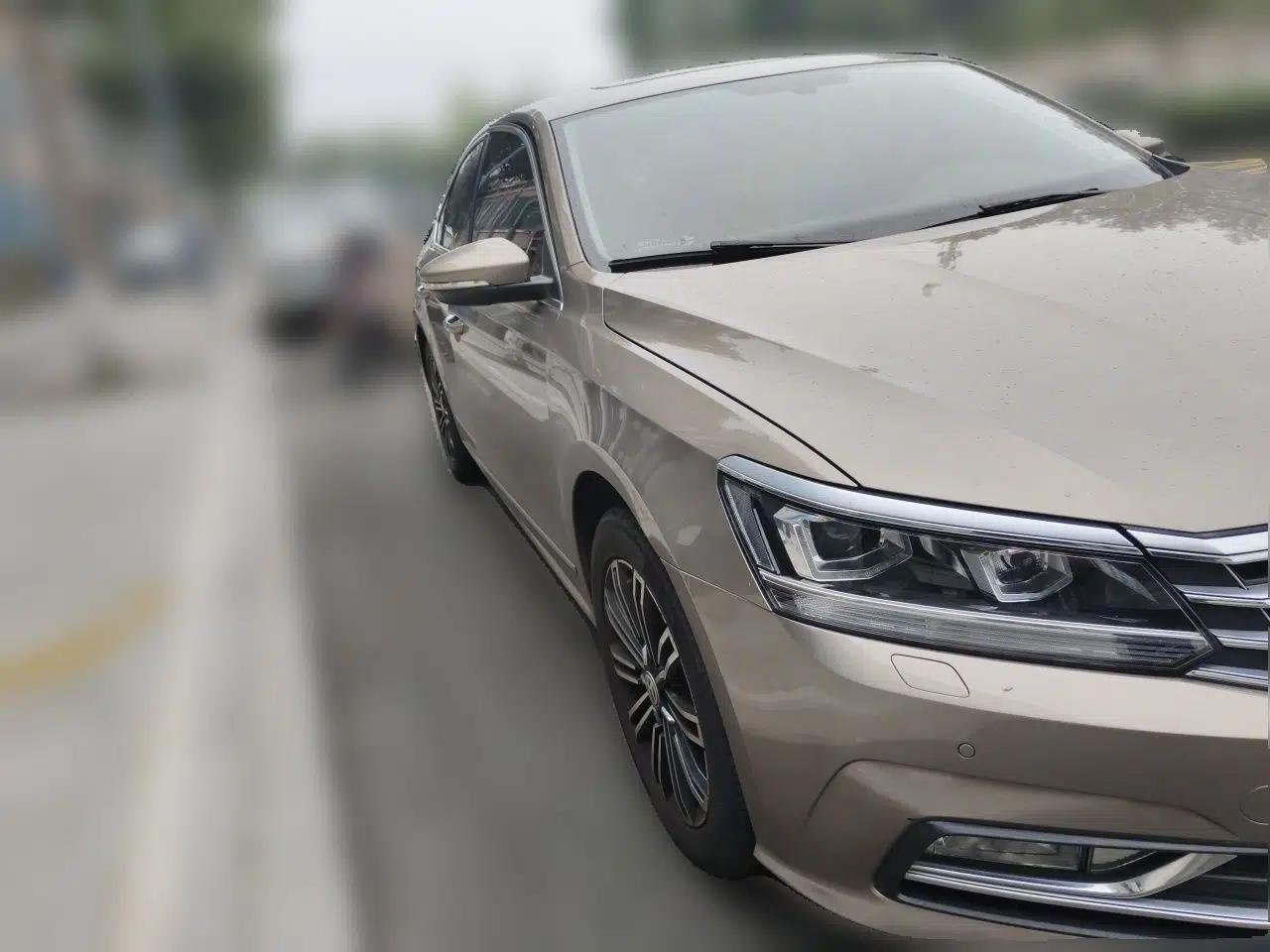 Volkswagen Passat 2017 330TSI DSG Prestige Edition — миниатюра 3