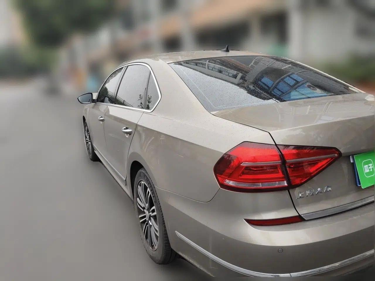 Volkswagen Passat 2017 330TSI DSG Prestige Edition — миниатюра 4