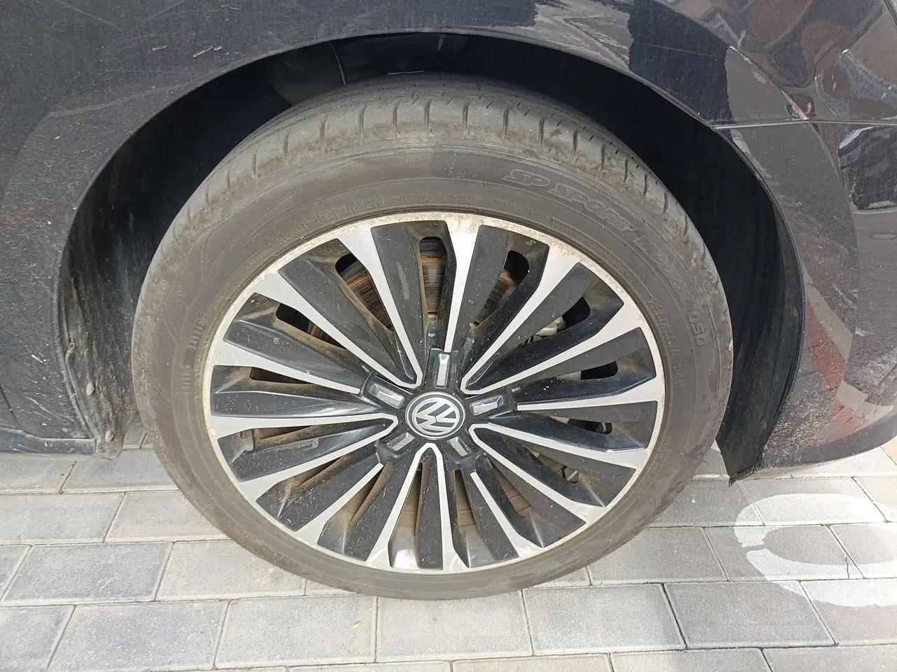 Volkswagen Passat 2017 330TSI DSG Prestige Edition — миниатюра 8