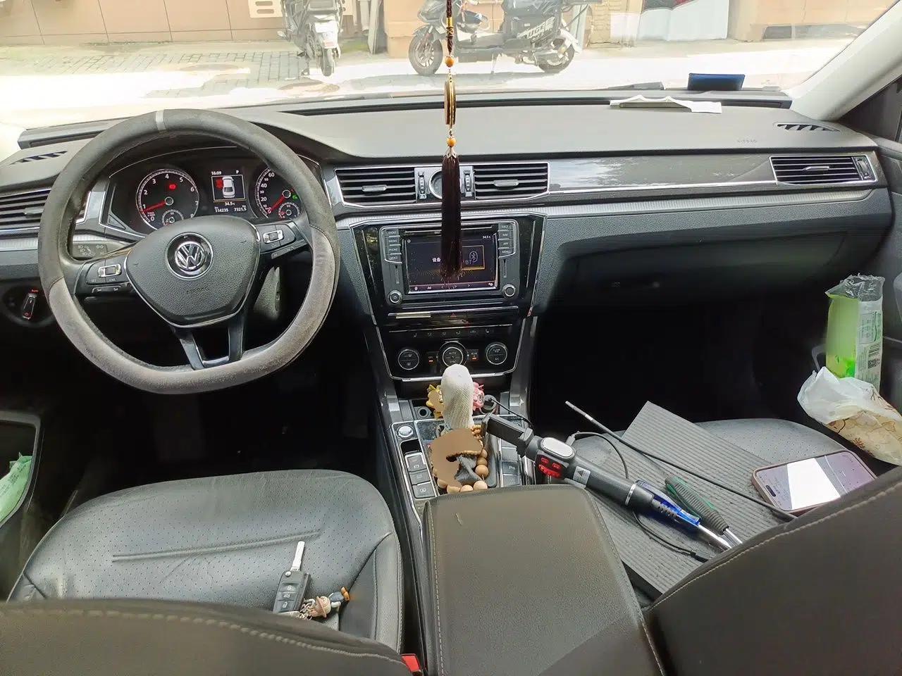 Volkswagen Passat 2017 330TSI DSG Prestige Edition — миниатюра 9
