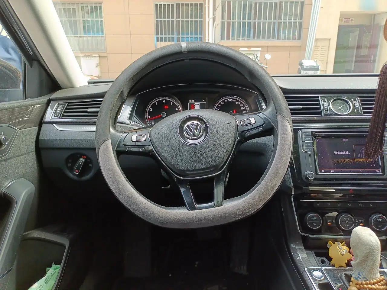 Volkswagen Passat 2017 330TSI DSG Prestige Edition — миниатюра 10