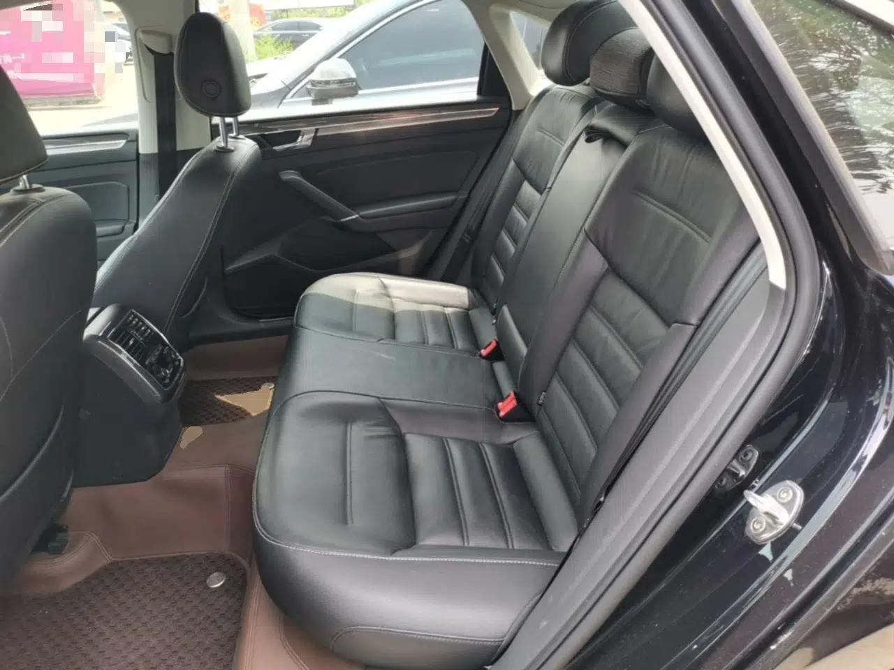 Volkswagen Passat 2017 330TSI DSG Prestige Edition — миниатюра 20