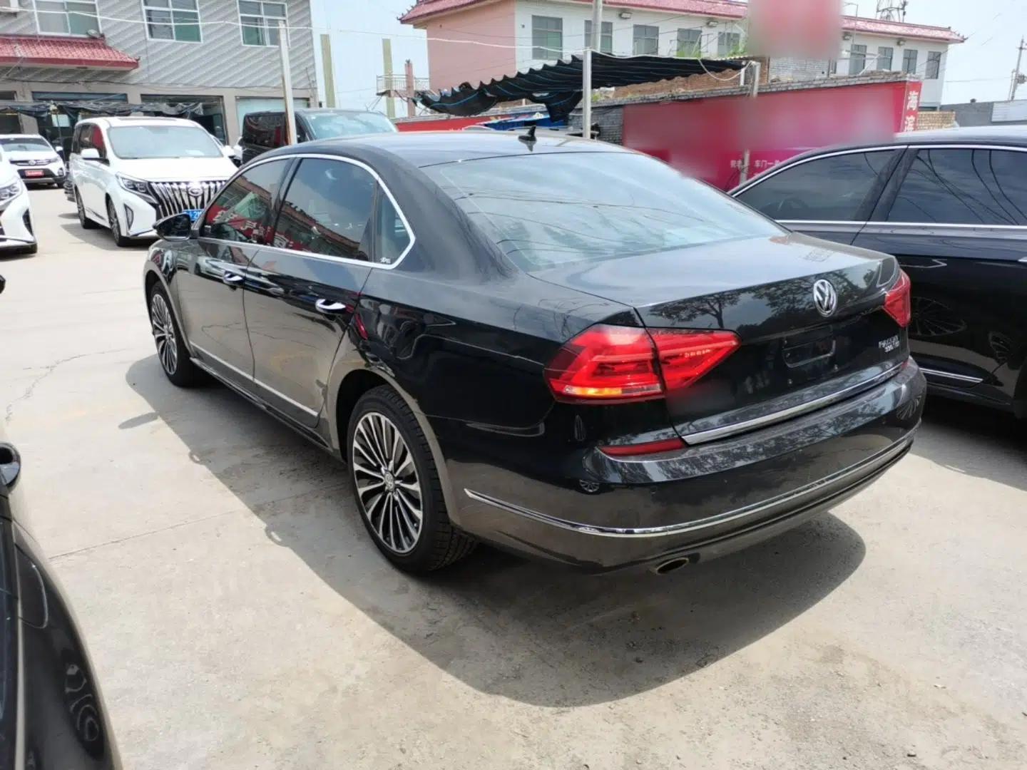 Volkswagen Passat 2017 330TSI DSG Prestige Edition — миниатюра 4