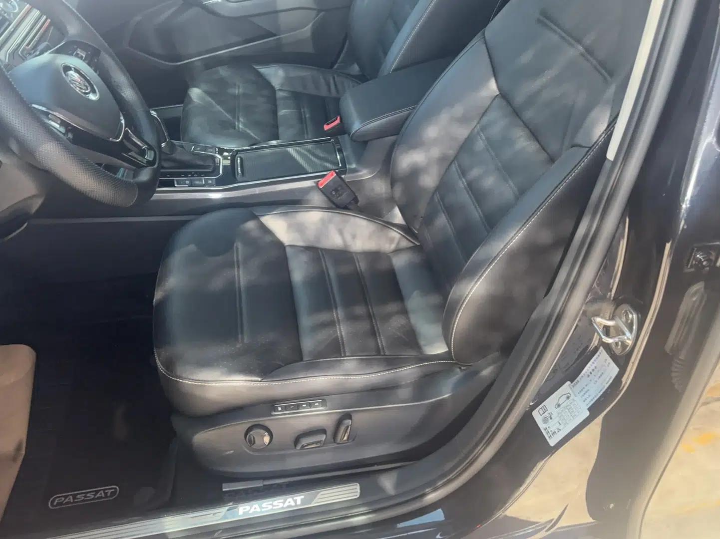 Volkswagen Passat 2017 330TSI DSG Prestige Edition — миниатюра 14