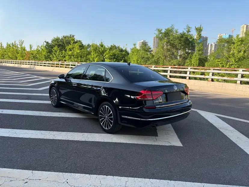 Volkswagen Passat 2017 330TSI DSG Prestige Edition — миниатюра 6