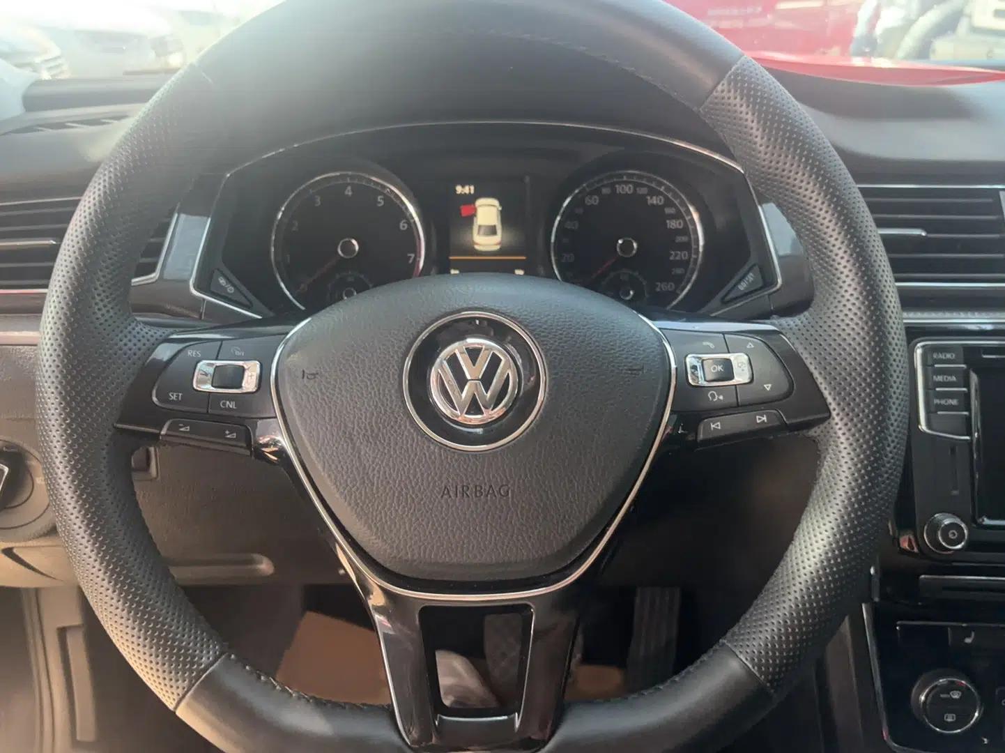 Volkswagen Passat 2017 330TSI DSG Prestige Edition — миниатюра 9