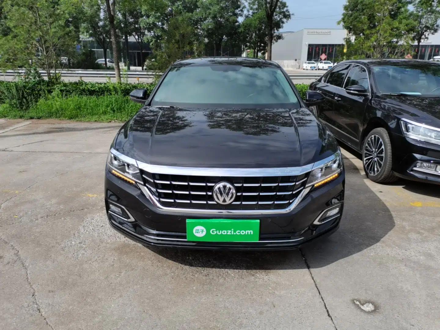 Volkswagen Passat 2019 380TSI Luxury Edition China VI Standard — миниатюра 2