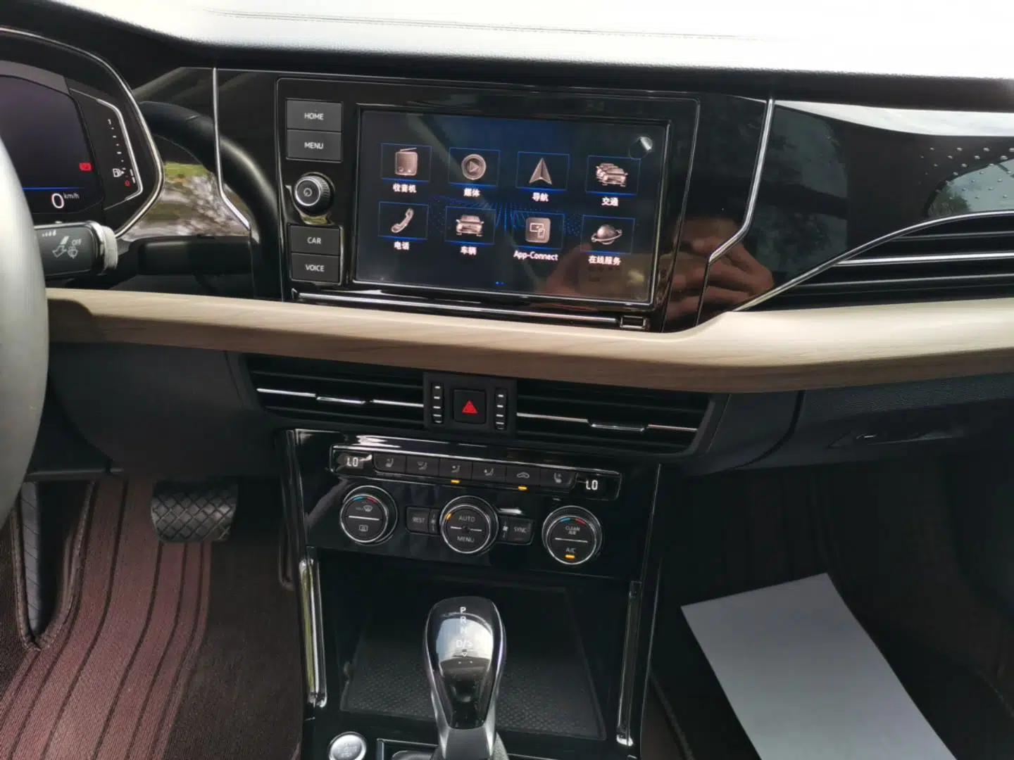 Volkswagen Passat 2019 380TSI Luxury Edition China VI Standard — миниатюра 15
