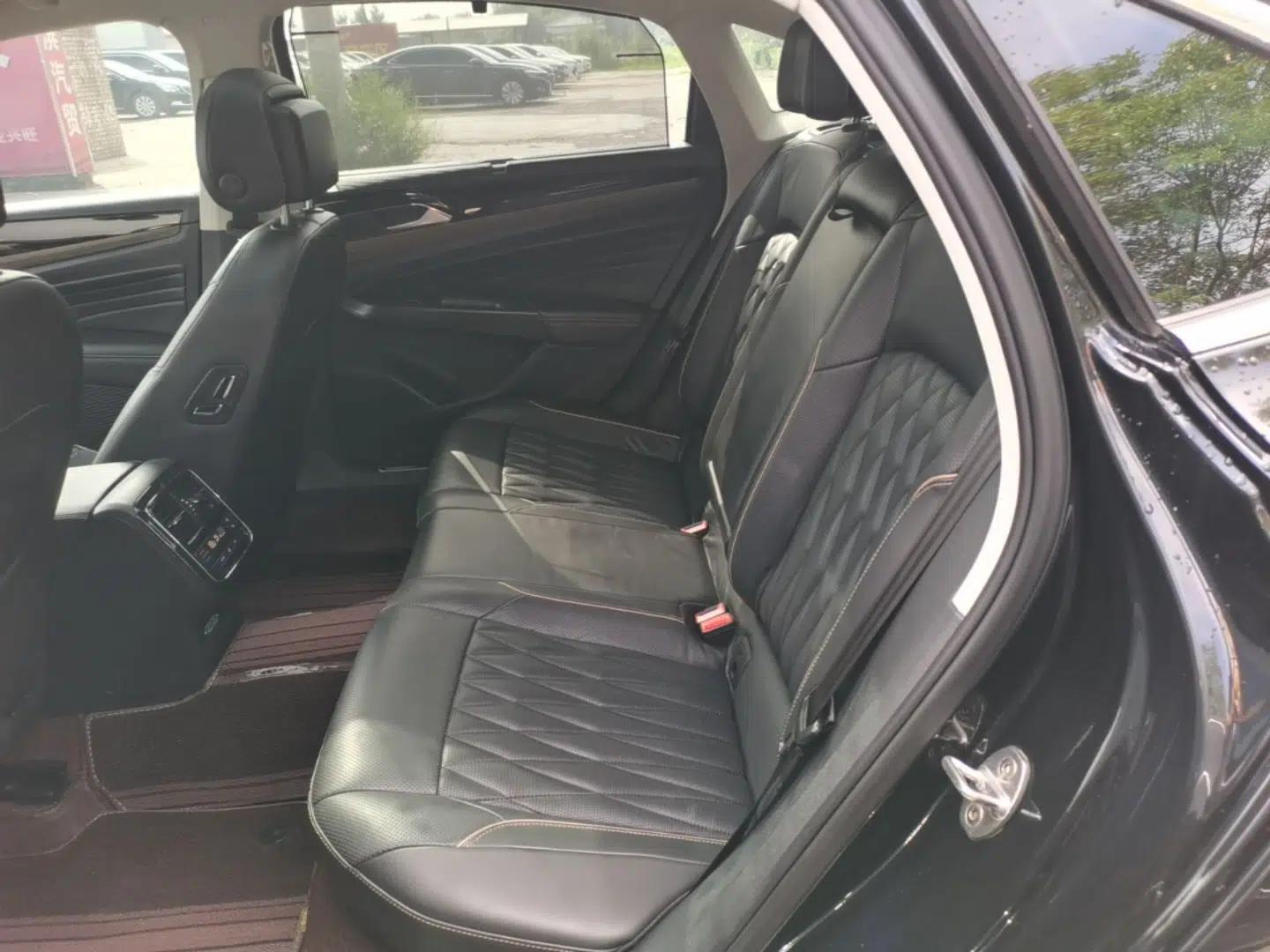 Volkswagen Passat 2019 380TSI Luxury Edition China VI Standard — миниатюра 20