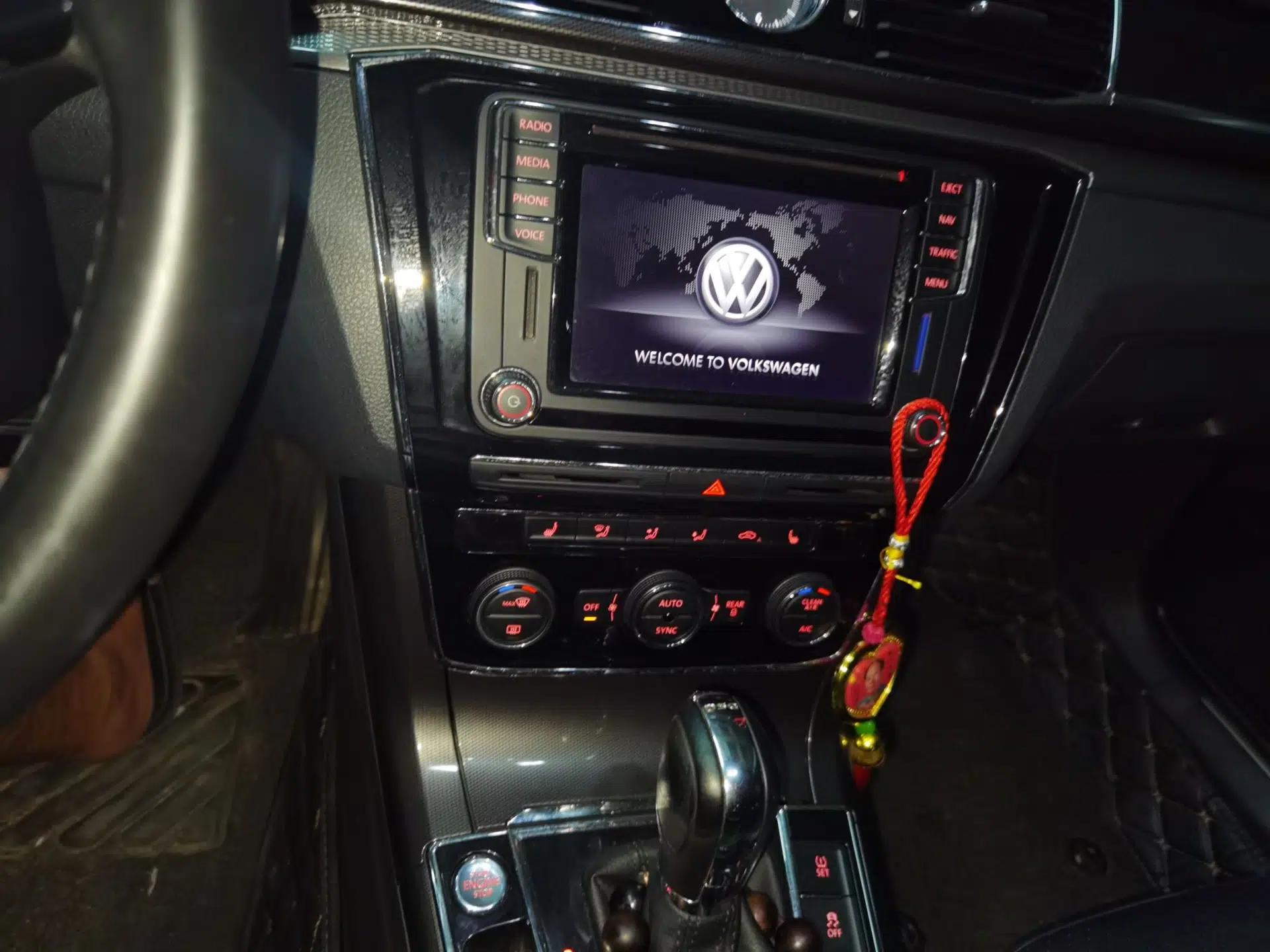Volkswagen Passat 2017 330TSI DSG Prestige Edition — миниатюра 13