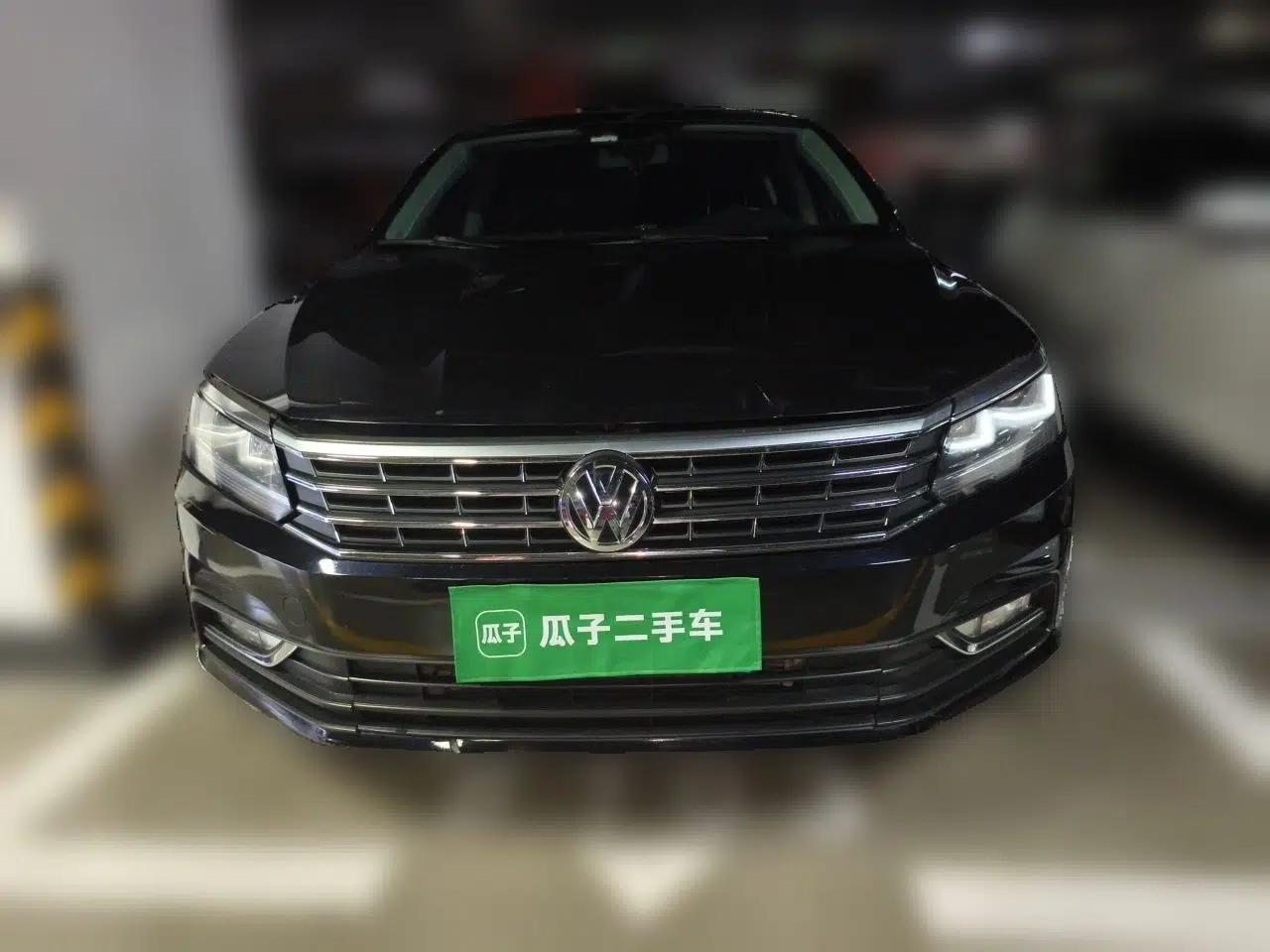 Volkswagen Passat 2016 330TSI DSG Luxury Edition — миниатюра 2