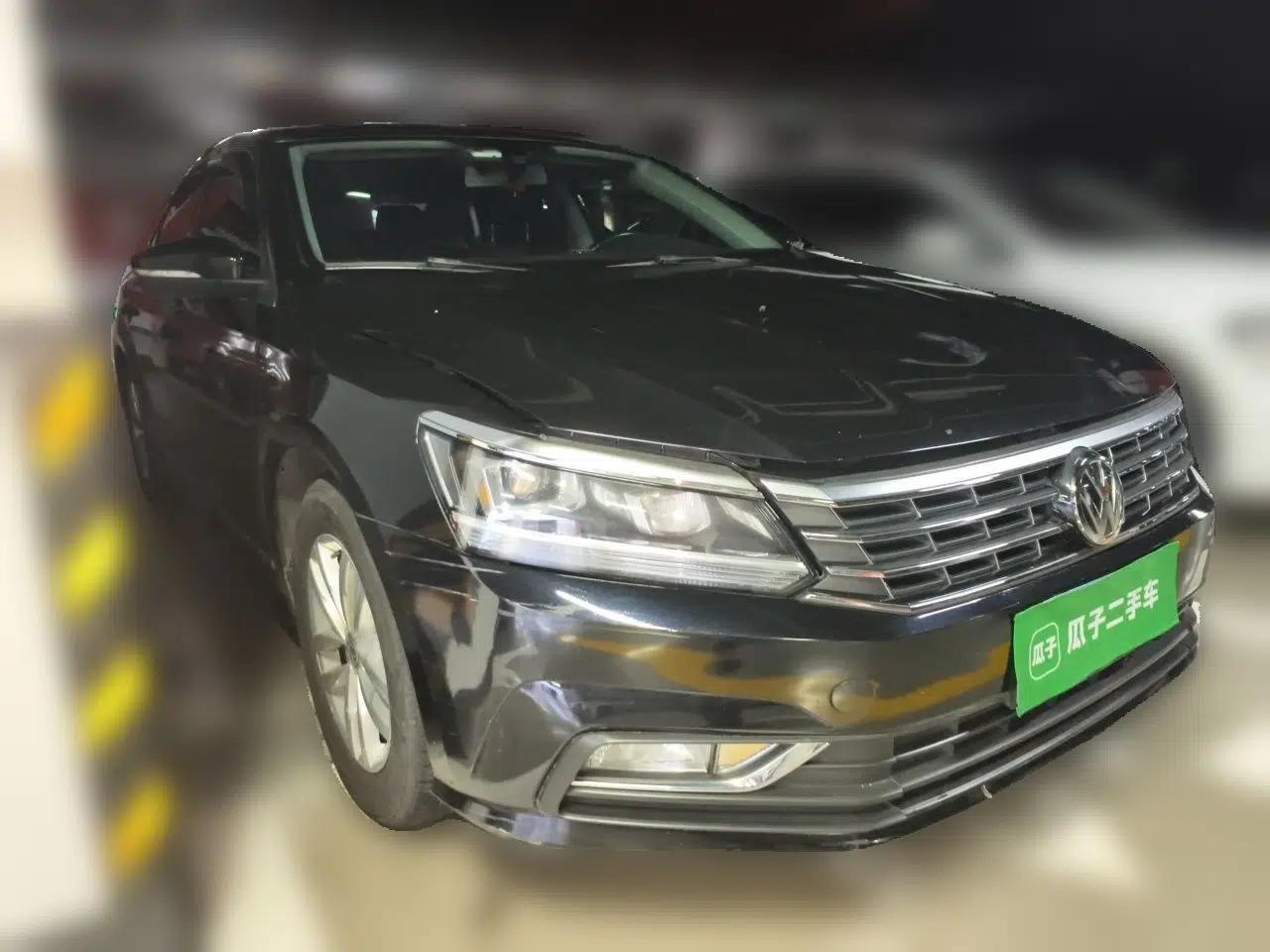 Volkswagen Passat 2016 330TSI DSG Luxury Edition — миниатюра 3