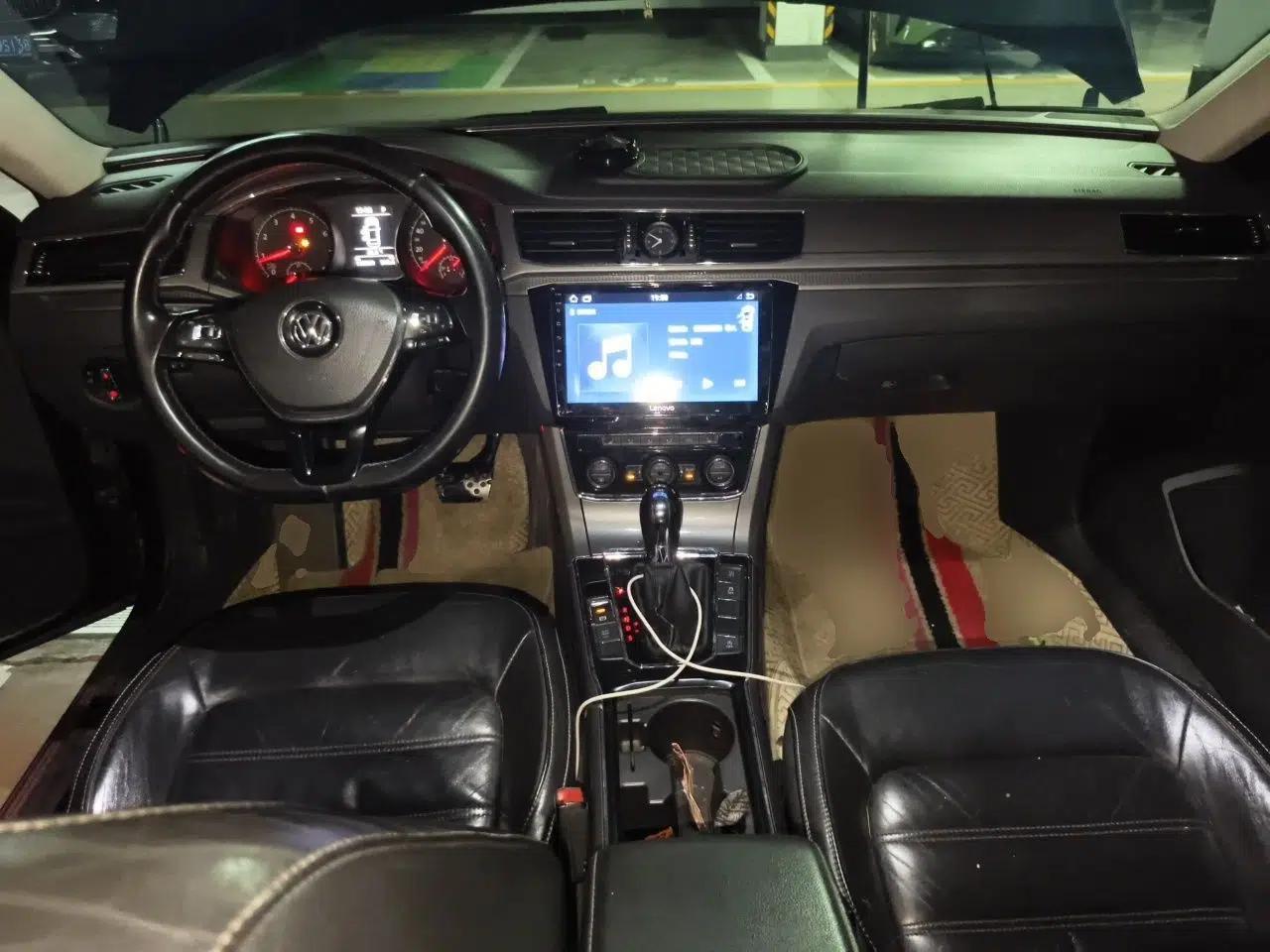 Volkswagen Passat 2016 330TSI DSG Luxury Edition — миниатюра 9