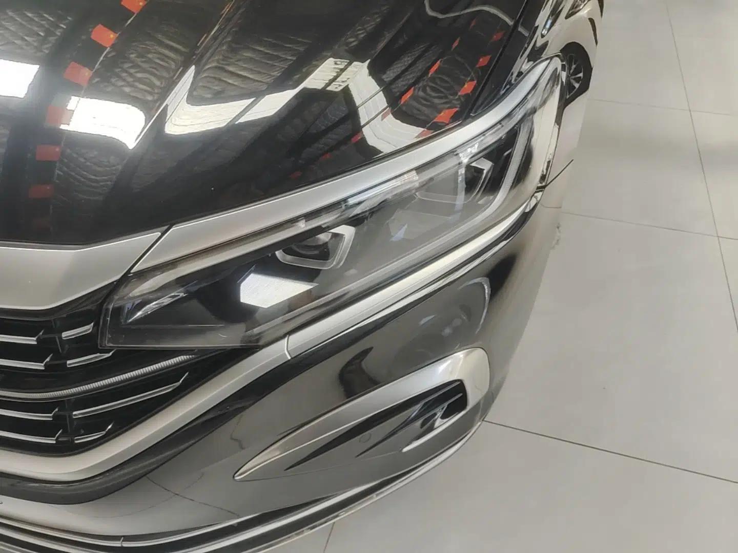 Volkswagen Passat 2023 Facelift 330TSI Luxury Edition — миниатюра 8