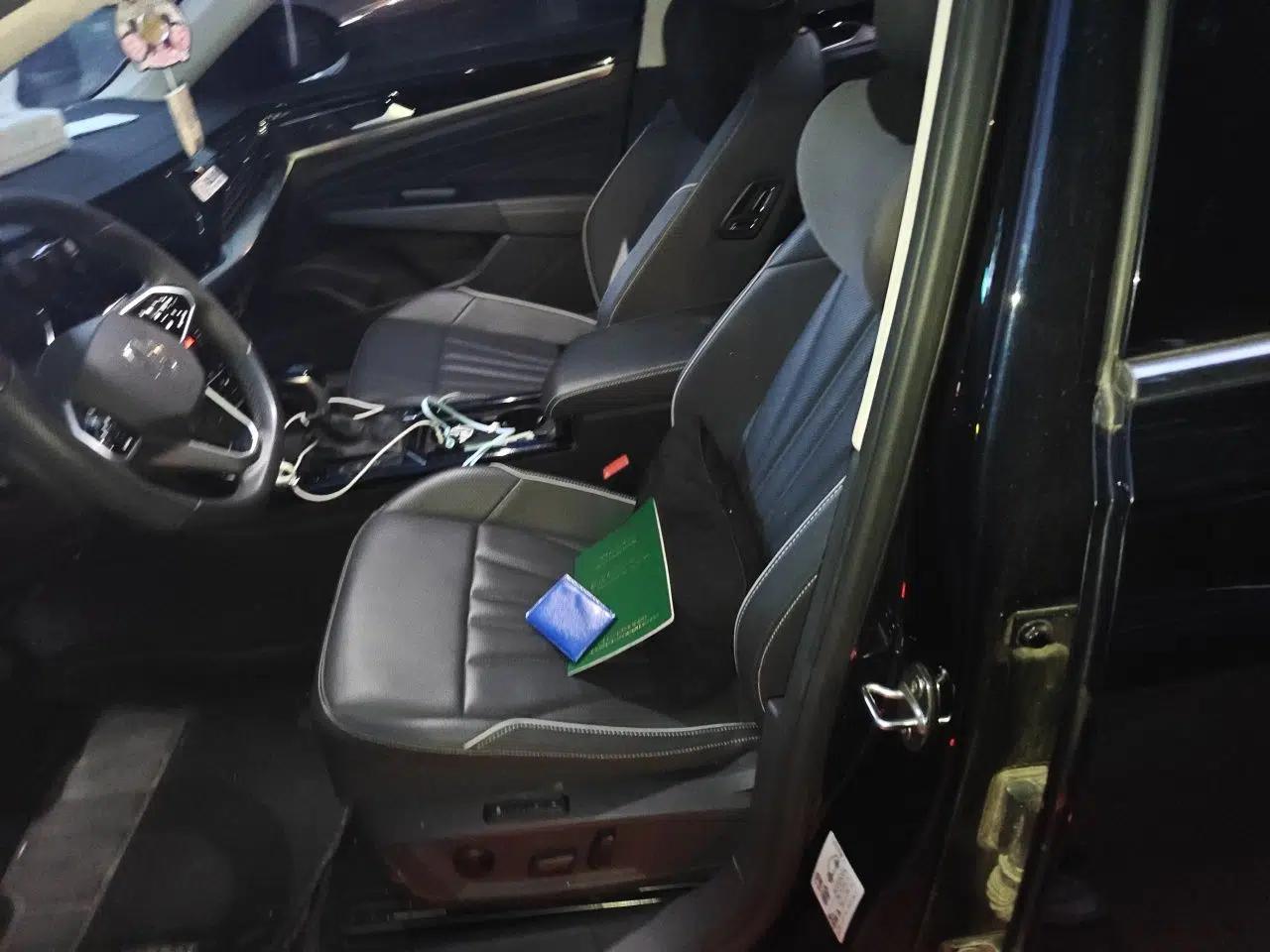Volkswagen Passat 2024 380TSI Starry Elite Edition — миниатюра 12