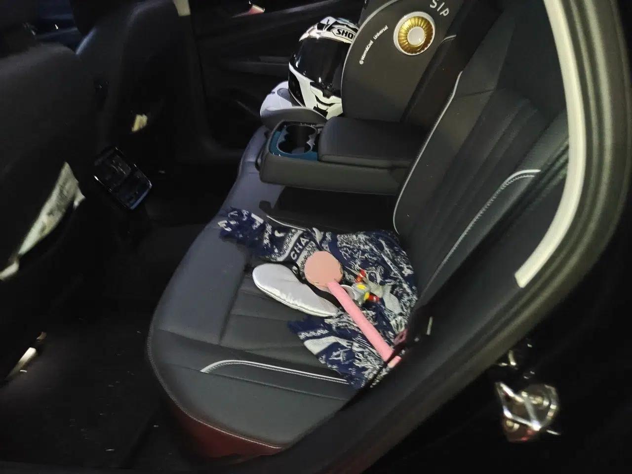 Volkswagen Passat 2024 380TSI Starry Elite Edition — миниатюра 14