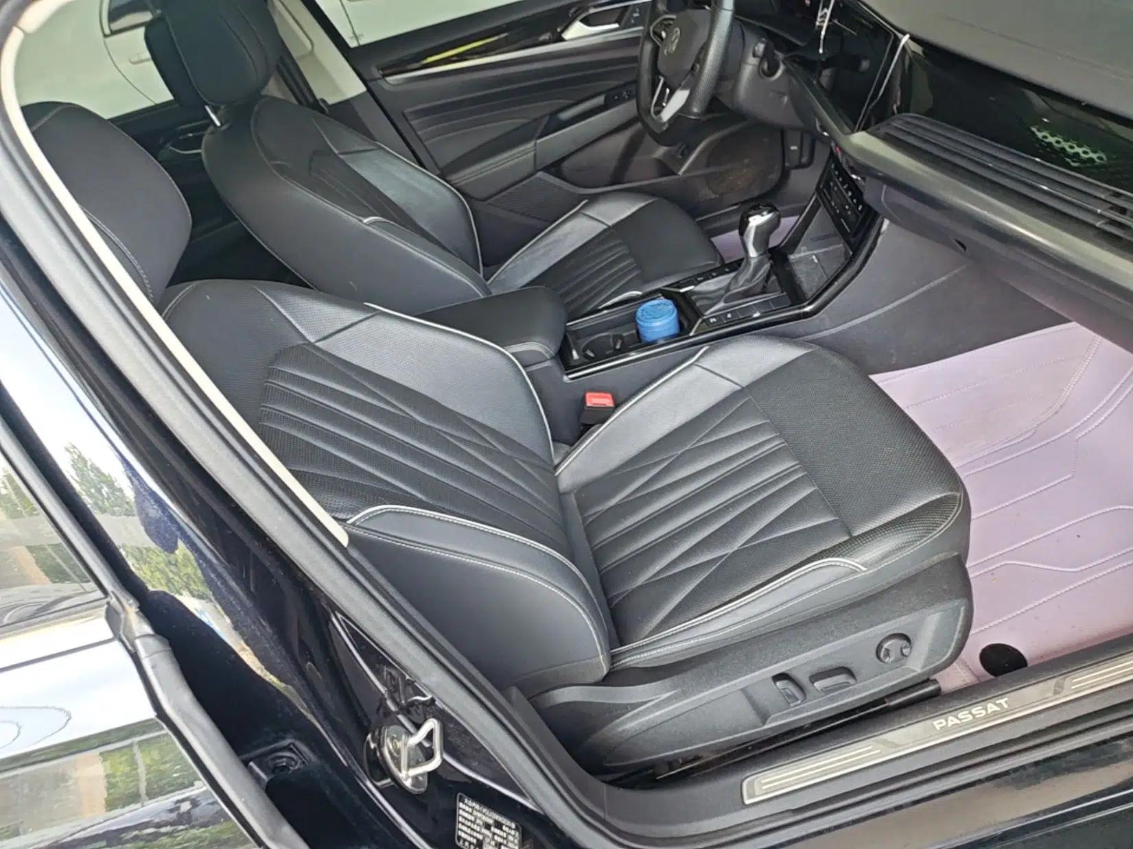 Volkswagen Passat 2023 Facelift 330TSI Luxury Edition — миниатюра 24