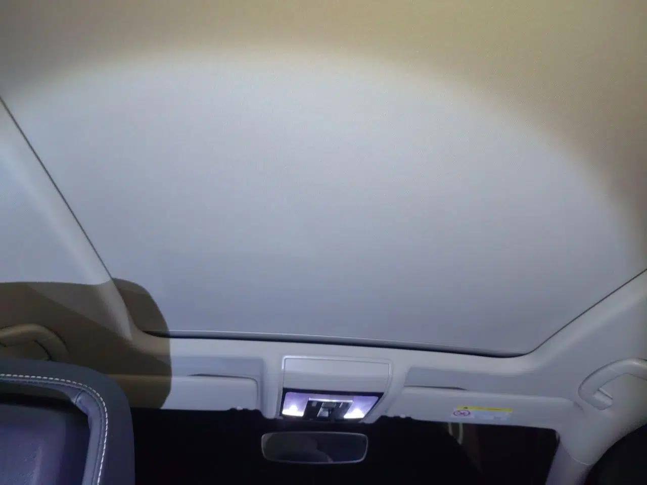 Volkswagen Passat 2025 Outstanding Model 380TSI Starry Dragon Edition — миниатюра 18